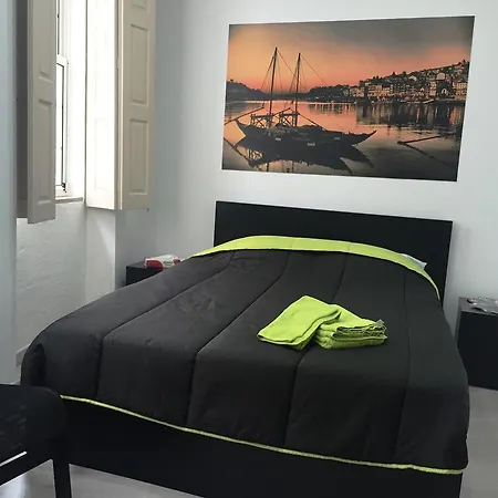Housetik Loios