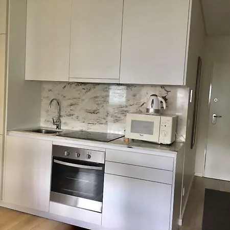 Housetik Loios